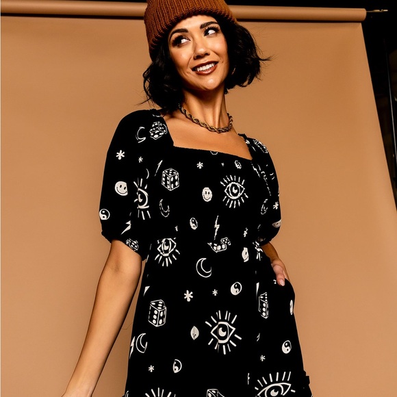 Dressed in LALA What’s Your Sign Dress - Medium - Picture 5 of 11